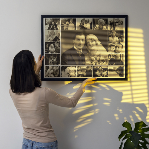Trauercollage mit großem Bild in der Mitte und Sepia-Effekt